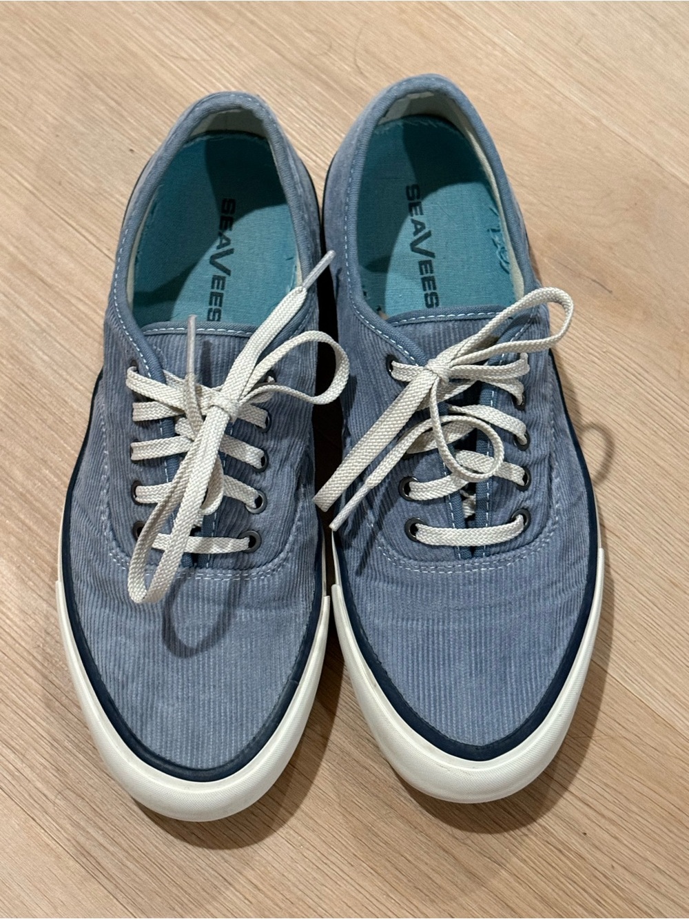 SeaVees Womens Legend Sneaker Cordies Sneaker Pacific Blue size 9